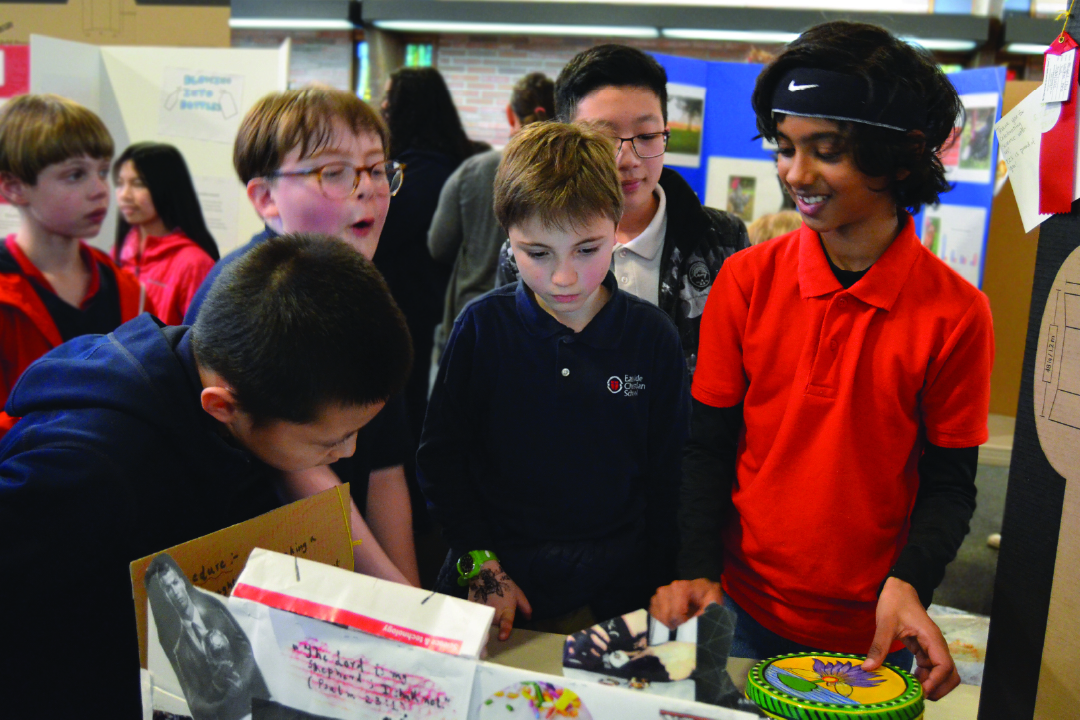 Science and Art (STEAM) Fair, 03.27 (79) blur 1.777 ratio@0.5x-100